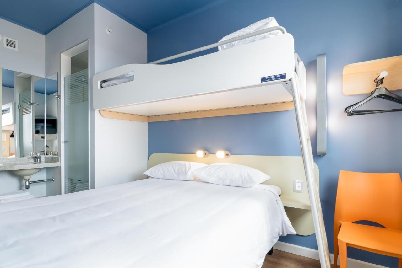 Ibis Budget Calama Exterior photo